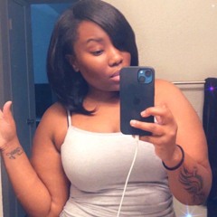 Just a Grl and her Mic