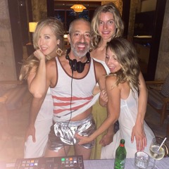 MauiWoweee Paia Hawaii 11-21-2020