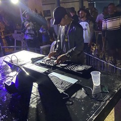MEGA VUK VUK (PT1) VAMOS FUDE EM BAIXO DA TENDA