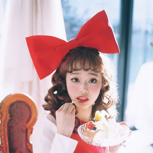 Stream Loona (Chuu) Heart Attack by divn | Listen online for