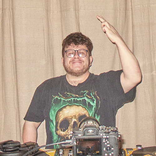 World Touch Radio w/ DJ Goodfat | Ice House Radio | April 30, 2025
