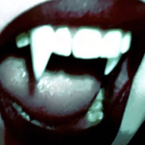 XVampire distresSX (prod. Fantum)