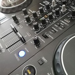 Learning with Pionner DJ DDJ-400