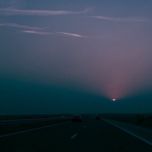 Crystal Castles - Transgender (speed up + reverb)