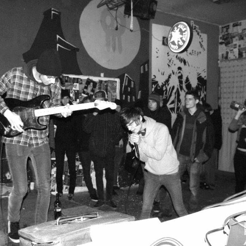 mite de cimetiere - hearse of daylight hidden behind the curtains