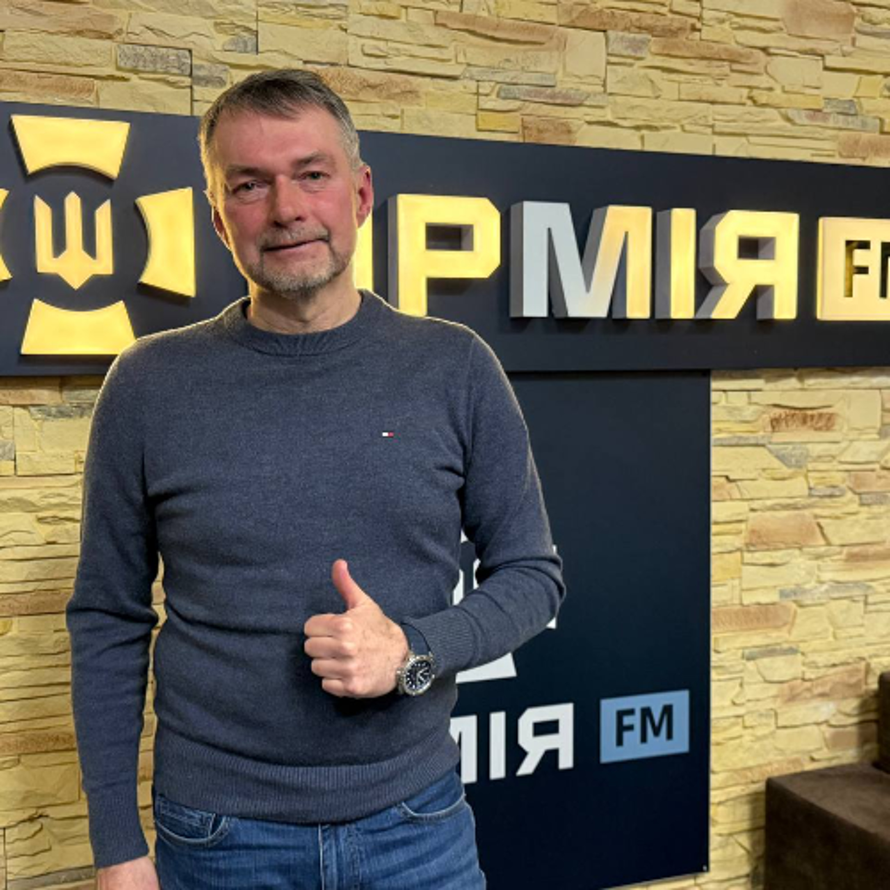 «Нептун» на зап'ясті: як український бренд зашив елементи ракети у годинниках