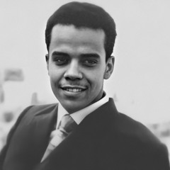 يا سحابة تنتظر موسم مطر