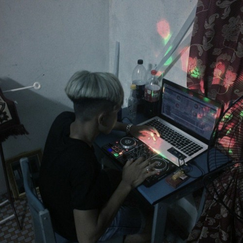 ALL ABOUT FXVV🎧(XXDIB)