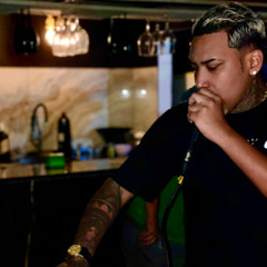 SENTA POR CIMA NOVINHA CAVALA (DJ Felipe Mendes & Dj Coreano )