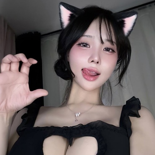 Co Gai A, Em Dung Khoc x  sẽ chiến thắng HIEUCRY REMIX FT CHOONG TÀI , IDEA HERALDRY.mp3