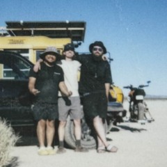 Bender Bus Family Set @ Space Ranch w/ chromedoubt, Jwin, manifolds, & streiks