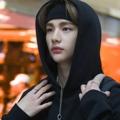 Hoodie Season SKZ Nightcore