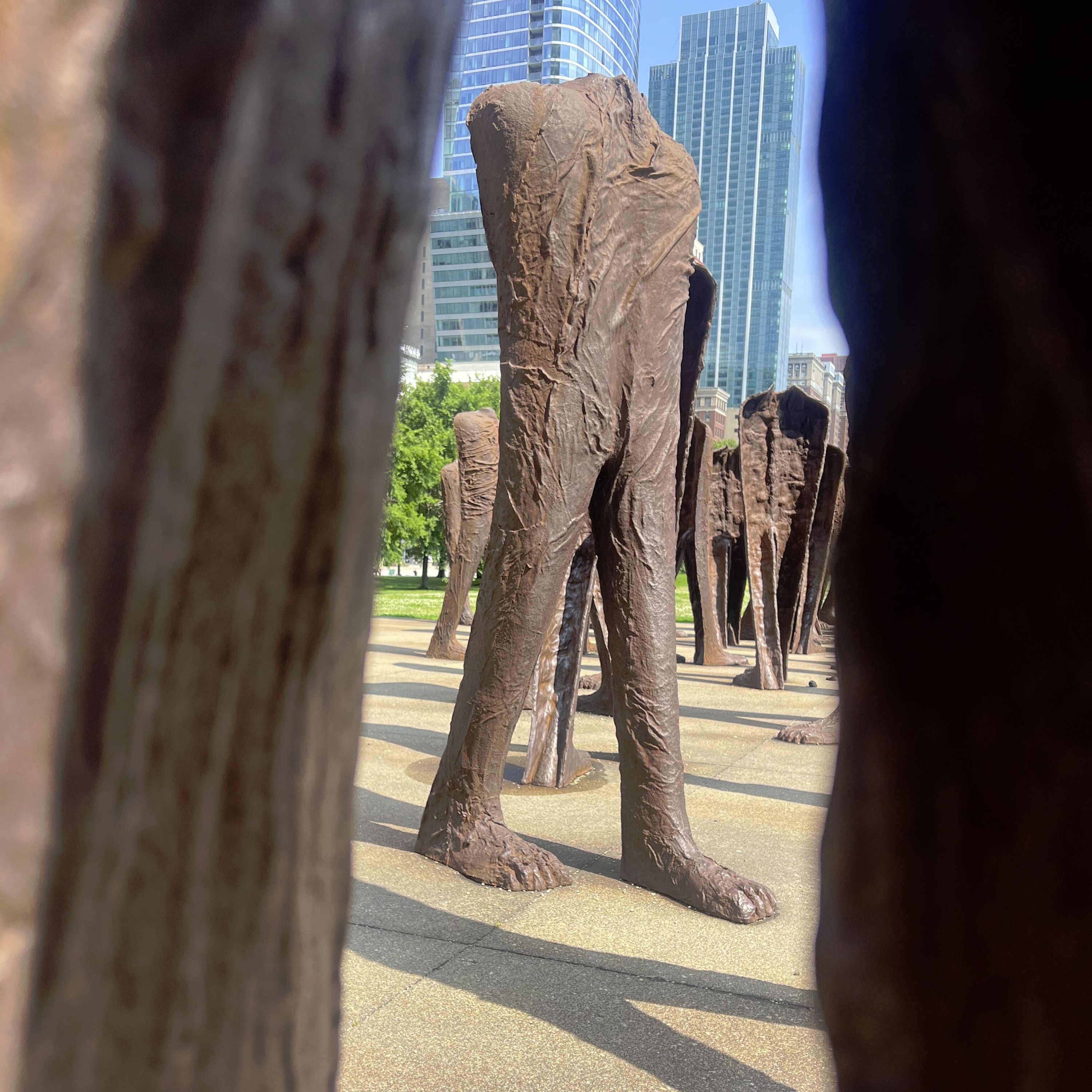 #Worth1000Words -Helen Hayes and Chicago Legs episode artwork