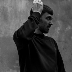 Adam Curtain - Trouble Maker 001