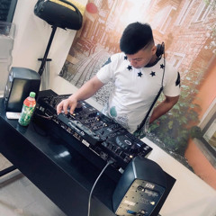 VINAONEHOUSE - ONE HITTTTTT - CHEEF REMUC