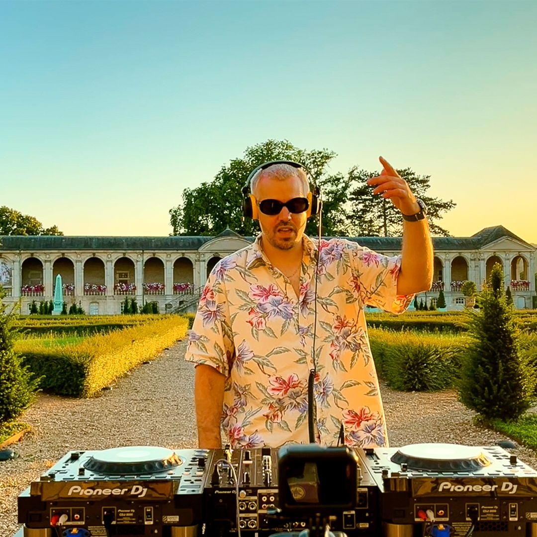 live dj sets
