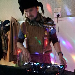 MIms 40th - Snake And Cake!!!