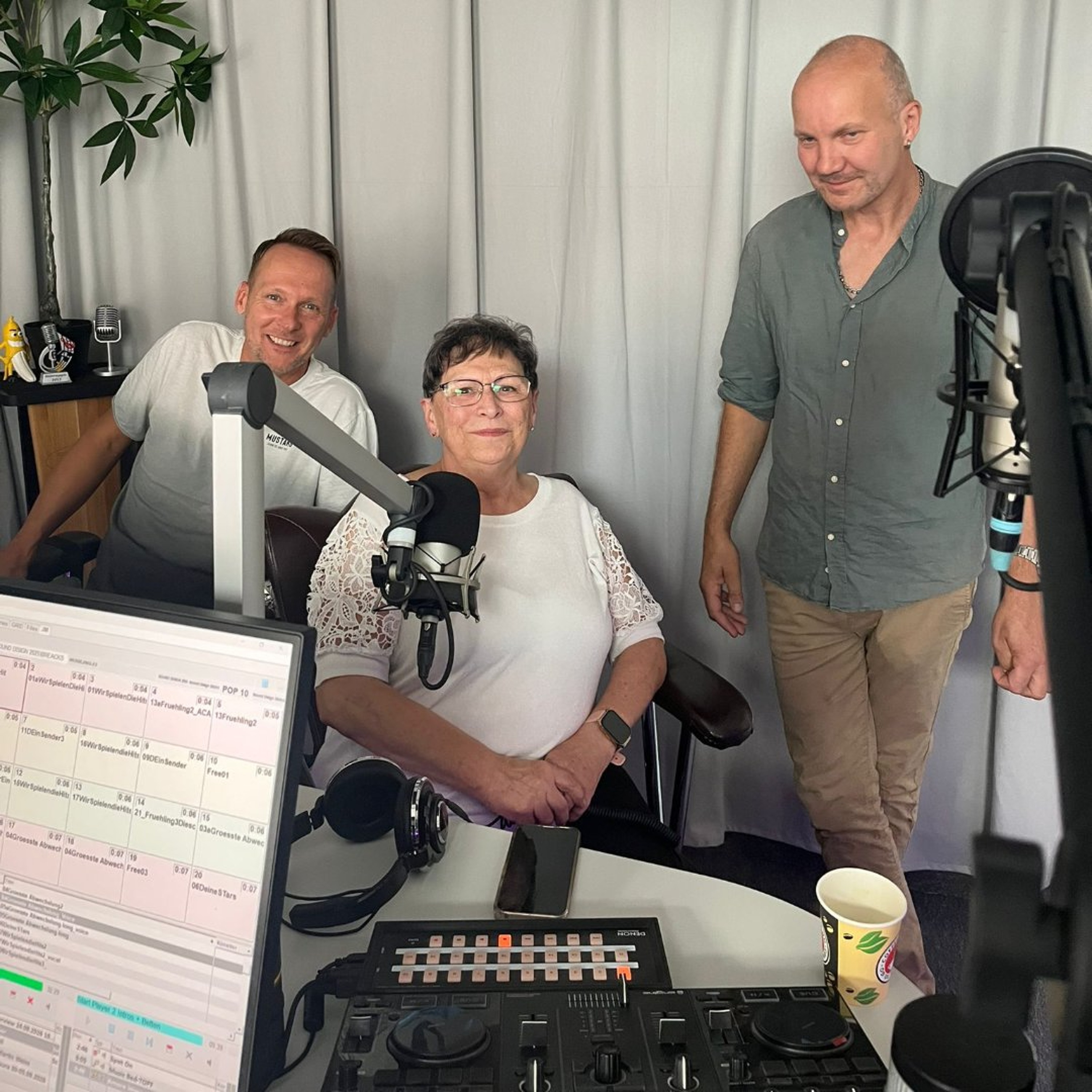 Pop nach 10 SPEZIAL mit Studiogaesten