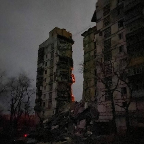 to freeze in the moment of explosion