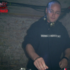 Stream Wabski | Listen to Pressurehead ‎– London / Surgeon 16