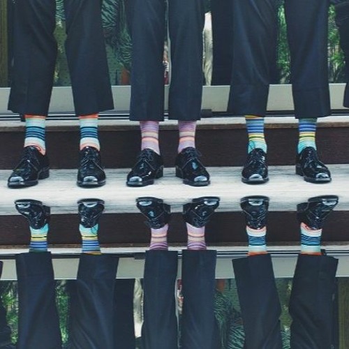 I wear two socks with holes on top of each other (No.198)