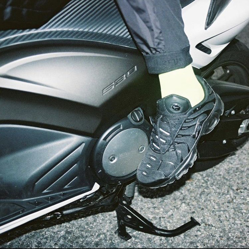 1pliké140 - P4 (Slowed + Reverb)