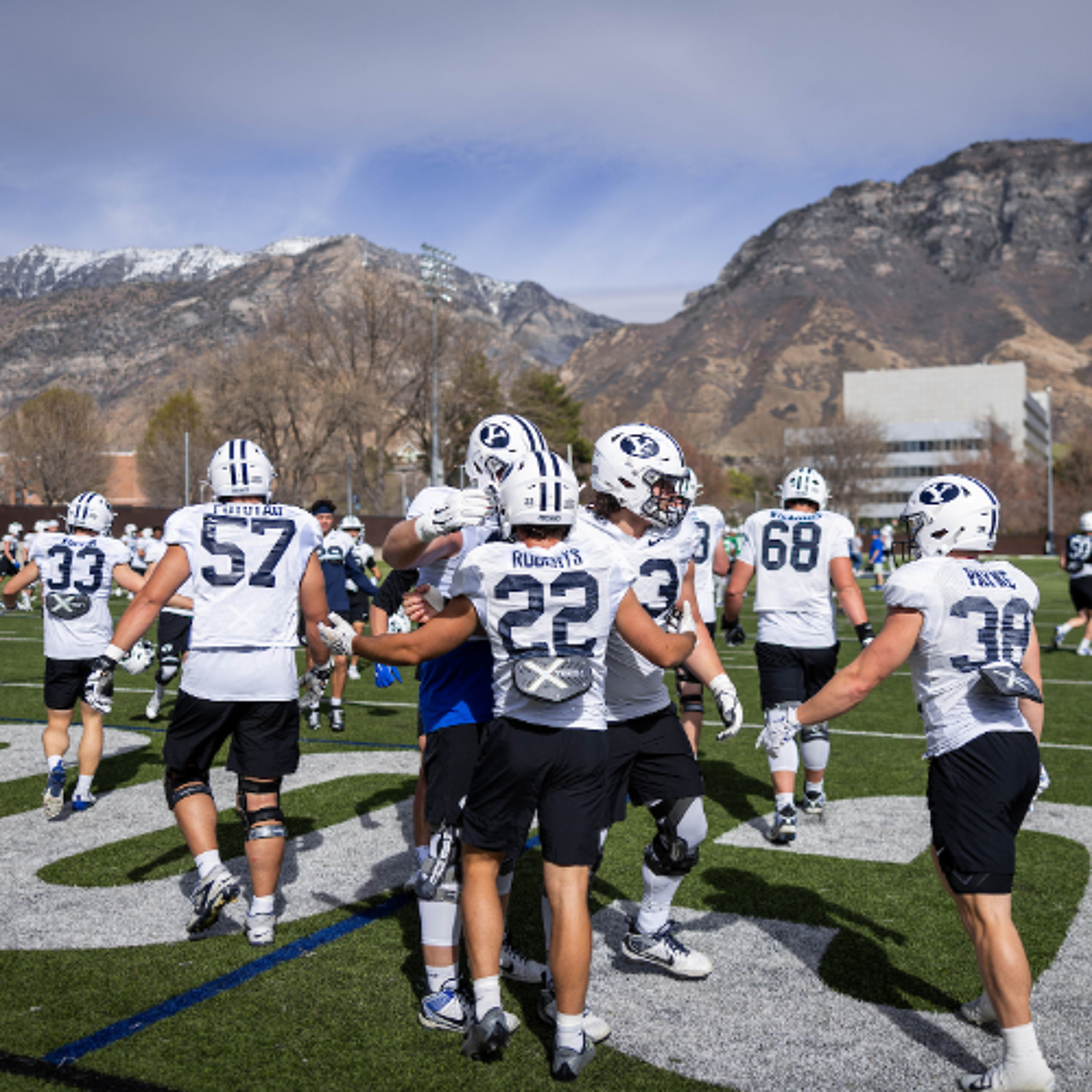 Cougars trending up after productive spring camp episode artwork