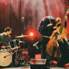 VAKA (Elvin Brandhi, Daniel Blumberg, Joel Grip, Antonin Gerbal) - Excerpt