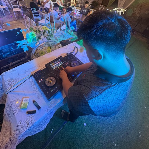 Nst ngày mưa bão flash mix