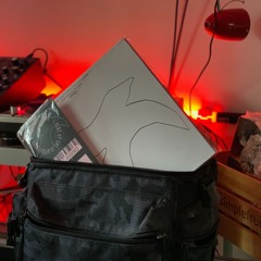 Radioshow: LA FICCIÓN DE LA MALETA DE DISCOS