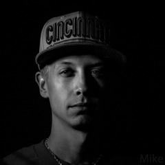 Taz - Living In My Head Ft. Skizzo