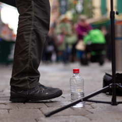 Music and fun - drink and chat(Ceol agus craic - deoch agus caint)