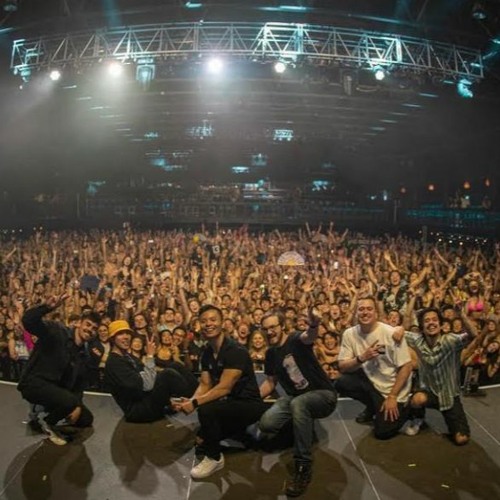 The Upload i aint gaY