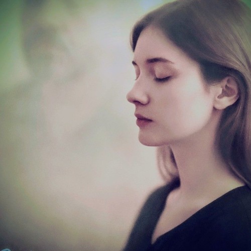 WiTh mY eYeS cLoSeD - ReMiX 4 Golam