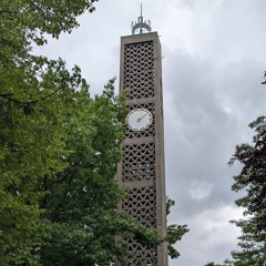 18-Uhr-Läuten der Emmauskirche in Hamburg-Hinschenfelde
