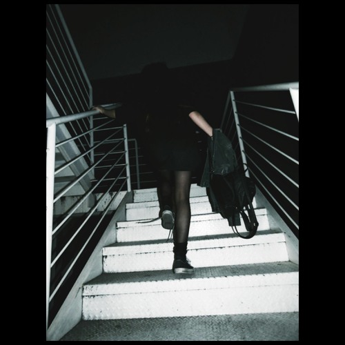 FREE To BEE (prod.UBAHK) feat. A.BILLI FREE - BEAVERMOON