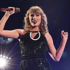 Taylor Swift - I Know Places [Acoustic] [Reputation Stadium Tour] (1)