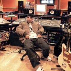 make it out (@xoxaboy)