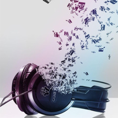 No rolê da cidade, eu tô de olho no céu,