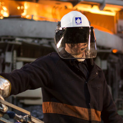 The Spark: Steel decline, Burberry lay-offs, Italian dockers, nurses, P&O boss