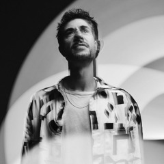 Paul White (Peace In Chaos Ambient DJ Mix)