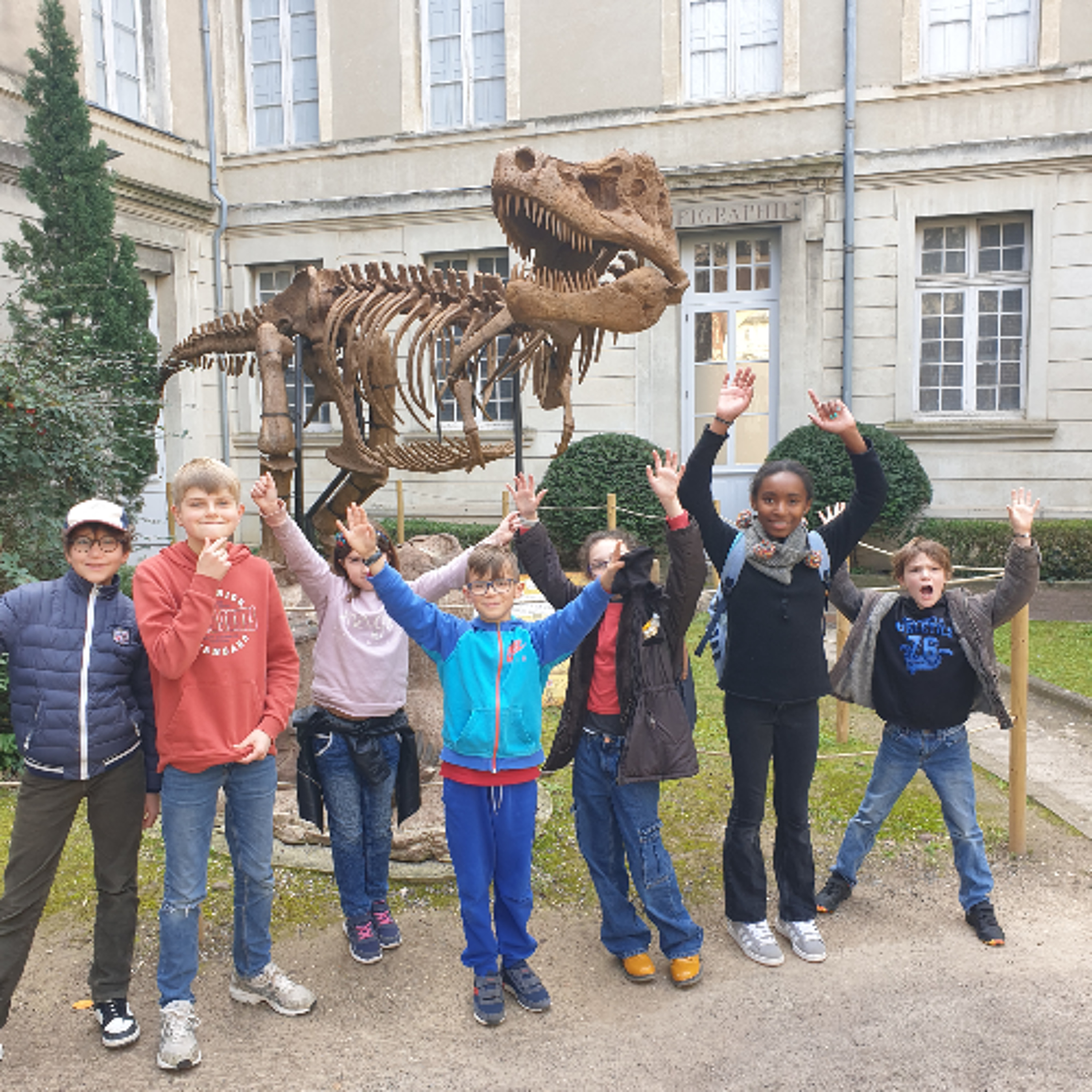 Reportage au Museum d'histoire naturelle et préhistoire de Nîmes episode artwork