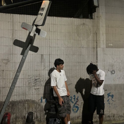 i love all the flowers on your dress