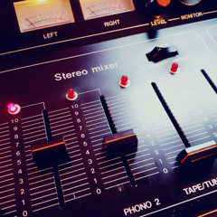 Oliver Carré - Can I Kick N Dance 001 ?