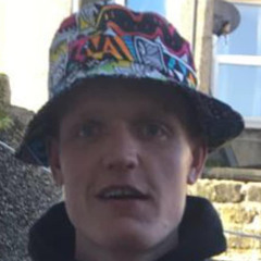 Sce-Nic - Not A Man Alive (Ft. Beez).mp3