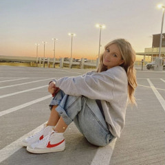 Chill Factory - This is just a Dream (feat. Vionna Chamberlain)