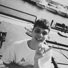 Kira-Manhattan freestyle