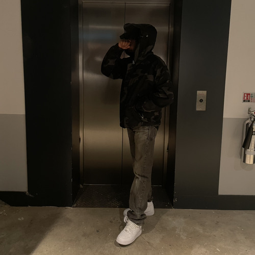 PIERRE - swagginout ft Len (prod. Yoni)