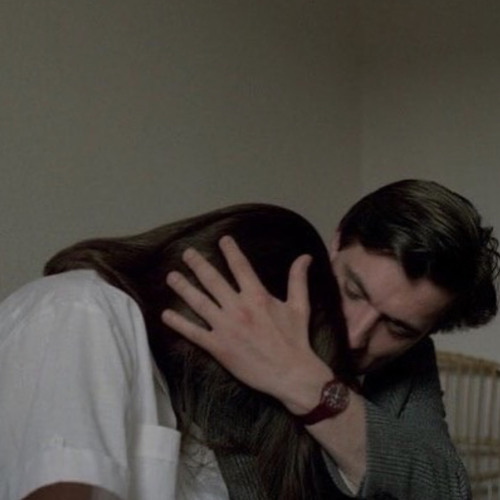 انا يَ حبيبي جرح الماضي بعدو عم يوجعني . .