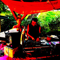 Fuechse am See - Klyde Tribes @ Der wilde Rasen am Morgen - 07.09.25